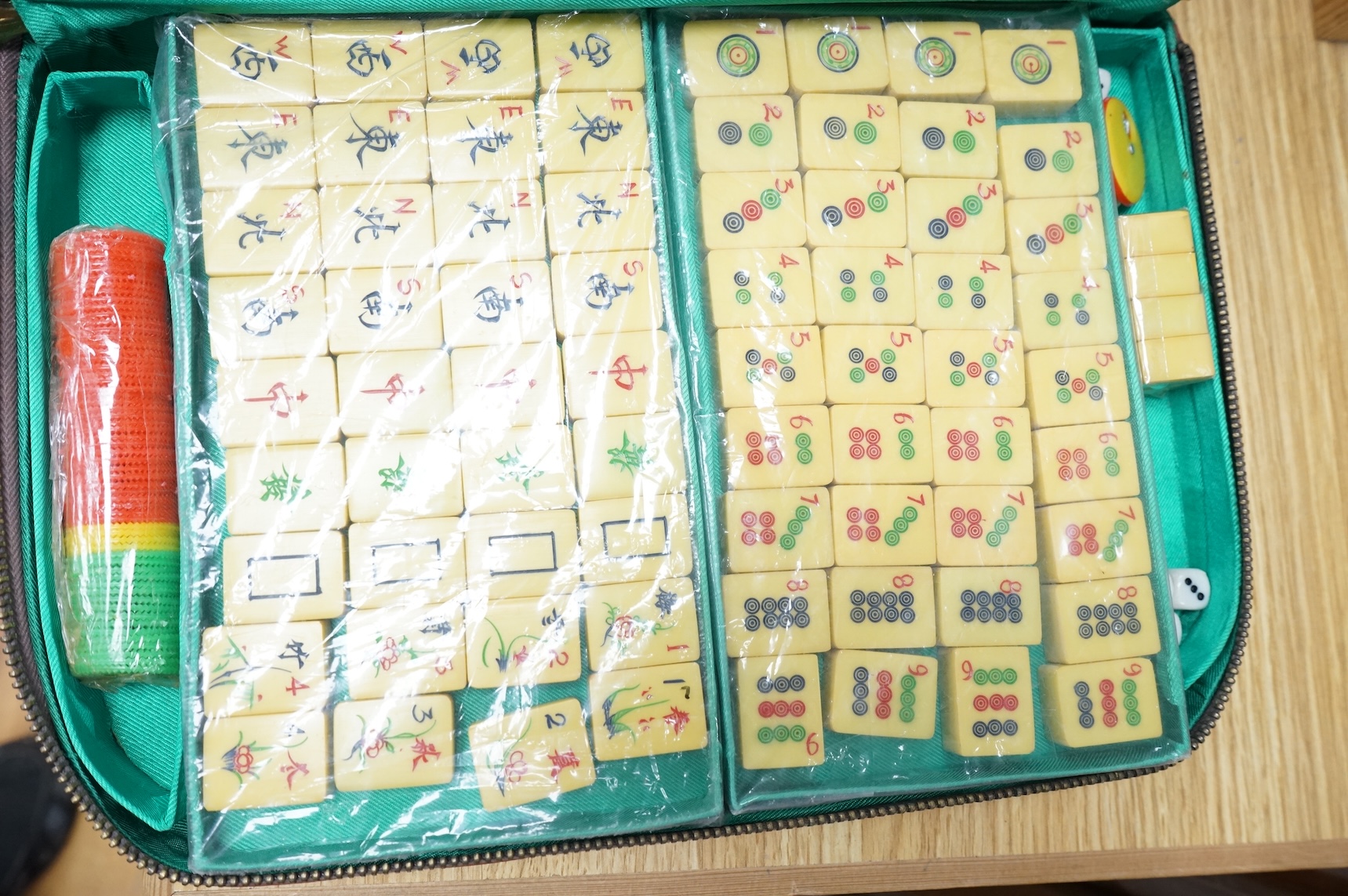 A Jackpot mahjong set